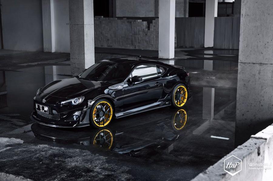  Toyota GT 86 in Unique Indonesian Tuning 2014 года  (фото 7 из 18)